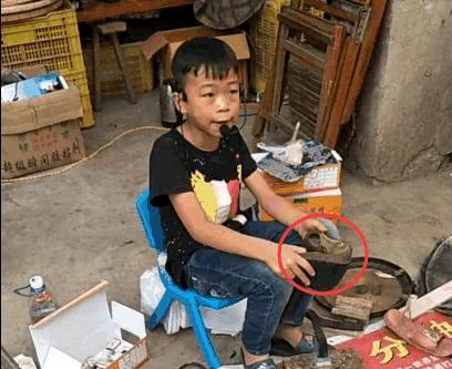 一哥鞋膠招商加盟火熱進(jìn)行中