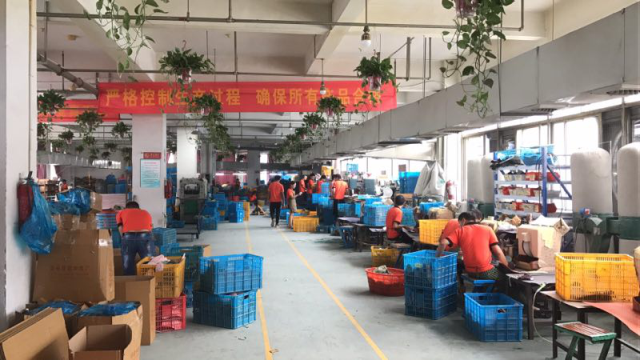 溫州巨富鞋業(yè)有限公司車間